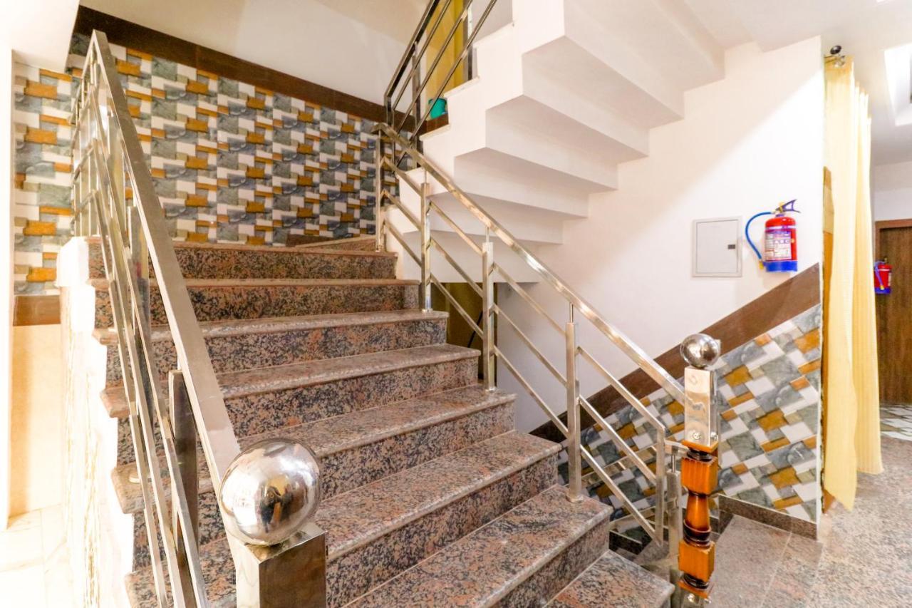 Hotel Belwood Suites - Near New Delhi Airport Extérieur photo