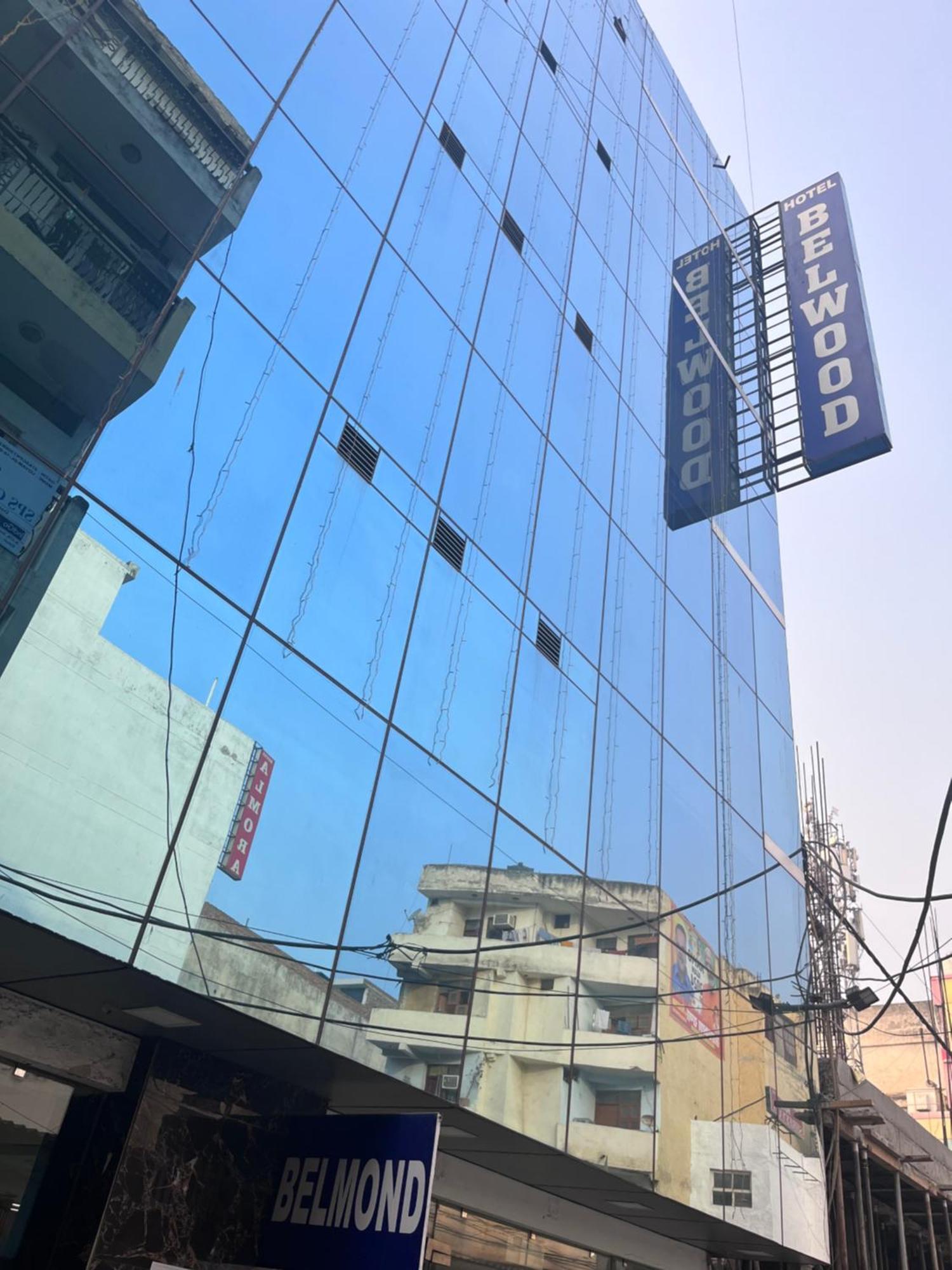 Hotel Belwood Suites - Near New Delhi Airport Extérieur photo